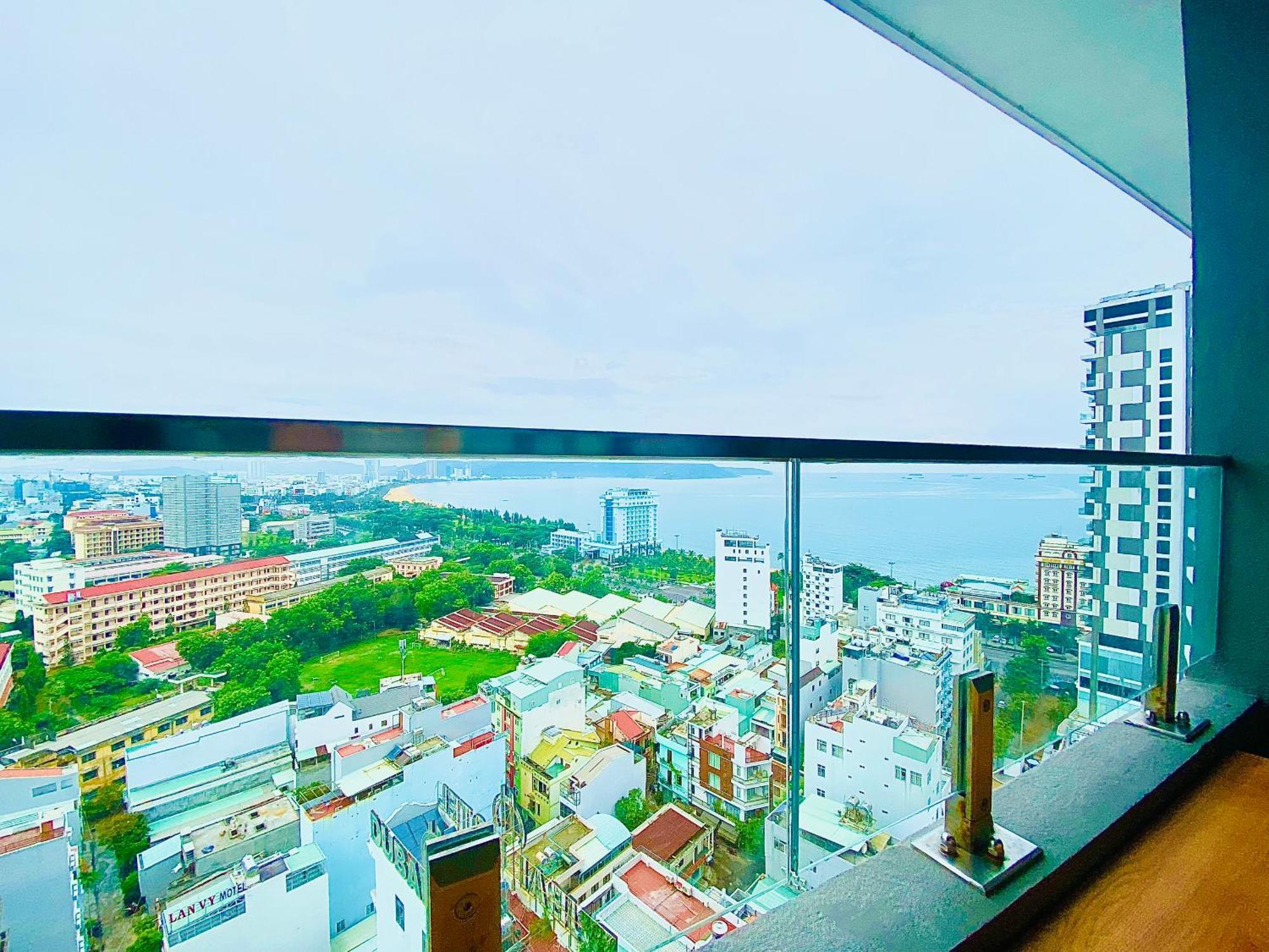 The Sun Beach - Flc Sea Tower Quy Nhon Apartment Exterior photo